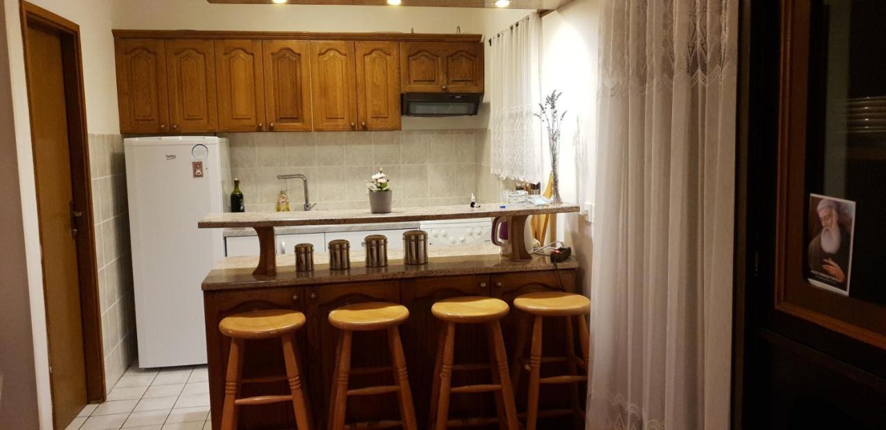 Apartments Adriana ซรีมา ภายนอก รูปภาพ